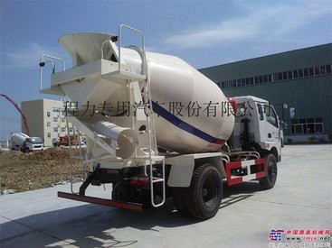 供应福田5方搅拌车福田5方搅拌车搅拌运输车