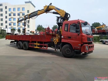 东风后八轮徐工12吨折臂随车吊