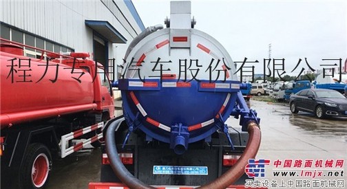东风小多利卡4方吸污车