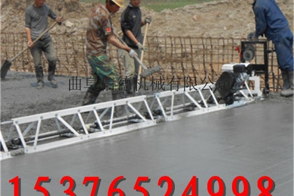 供应信德XD-450路面整平机泸州建设混凝土路面摊铺专用振动梁 3-16米宽的水泥路面整平机