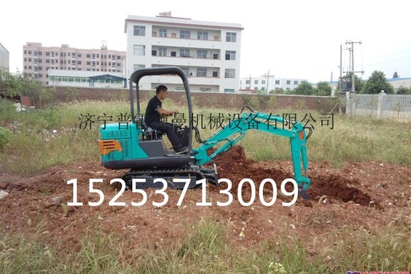 山東液壓式履帶挖掘機 360度可旋轉農用小型挖土機 挖掘速度快小型挖掘機