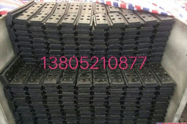 沃爾沃ABG8820b攤鋪機履帶板天然橡膠材質
