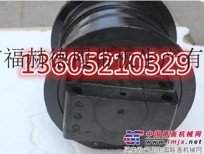 供应三一SMP165摊铺机支重轮