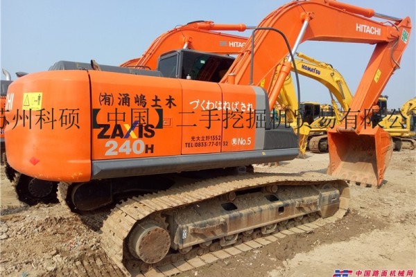 武漢出售二手日立240-3G挖掘機，ZX350九成新質保一年