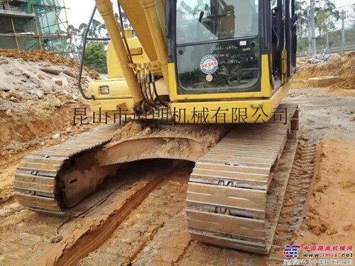 出售二手小松pc120挖掘机