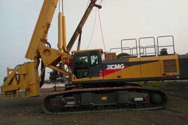 無限達貴州銅仁地區出租一台較新的360旋挖鑽機