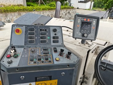 冷路面沥青铣刨机