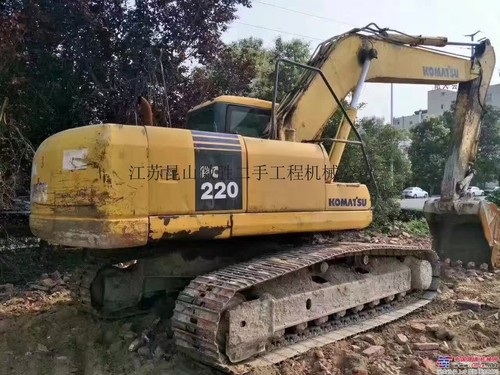 出售二手小松220-7挖掘机