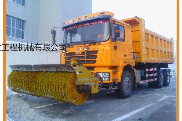 供應卡車掃雪機 HCN屈恩機具T01卡車改裝除雪機 皮卡車掃雪機