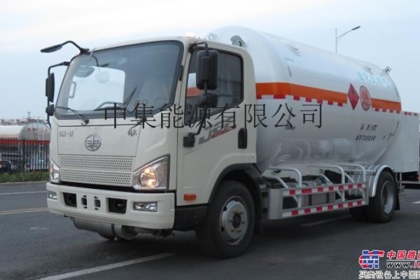出售小型LNG移動加液車9立方液化天然氣運輸槽車