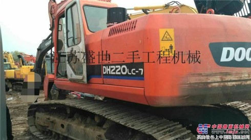 出售二手斗山dh220-7挖掘机