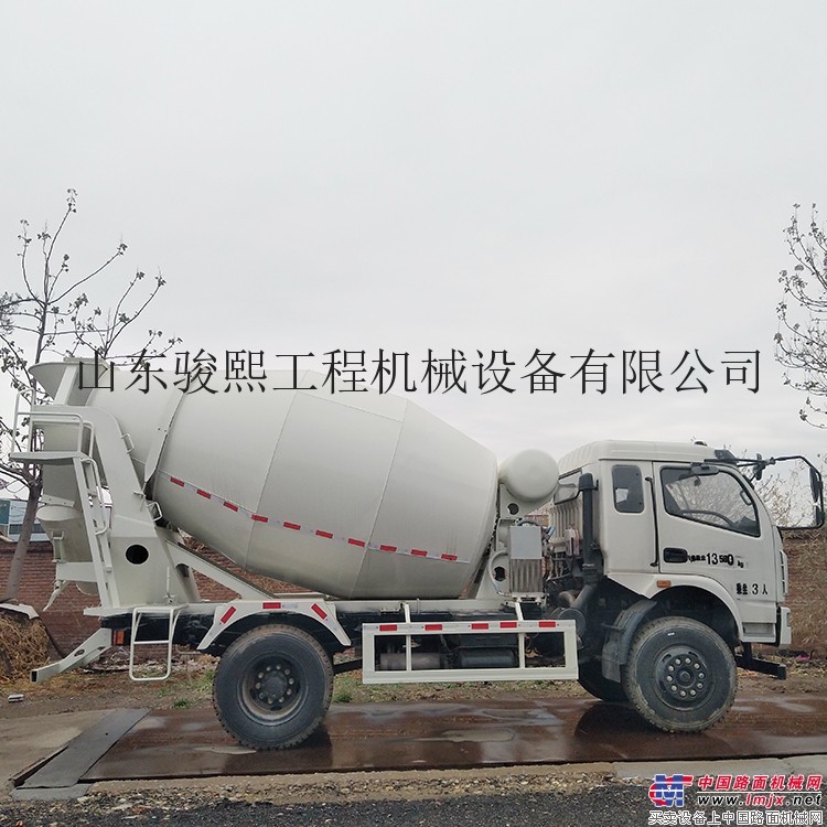 供应骏熙JX-39搅拌运输车 乡村修路用小型混凝土搅拌罐车