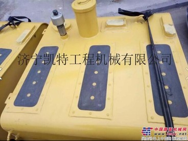 供应小松挖掘机行走部件及附件