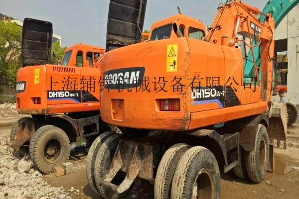出售斗山150轮式挖掘机