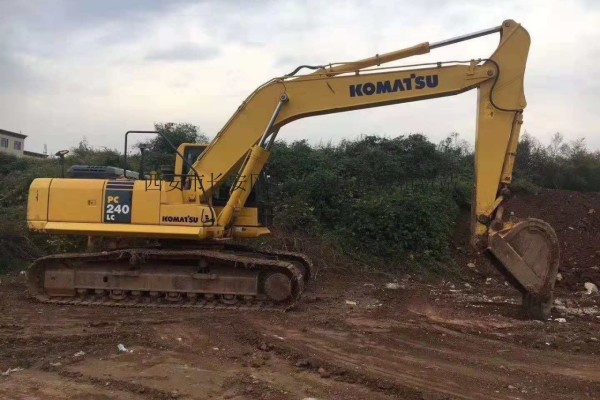 西安挖掘機裝載機出租土石方基礎工程承包
