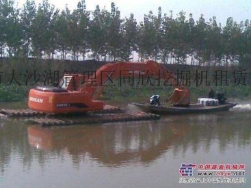 出租斗山215-9C挖掘机水上挖机出租租赁水上挖掘机真正实现水上漂