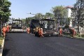 深圳宝安沥青路面施工队-工业园沥青道路修复：出租摊铺机