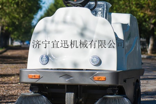 供應宜訊XL-1350電動掃地車清掃車清掃機