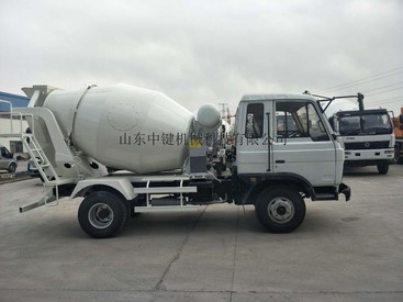 供应泵车