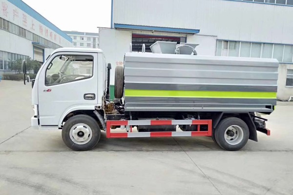江苏南通市餐厨垃圾车_泔水收集垃圾车_多少钱一台？可以做分期购车。