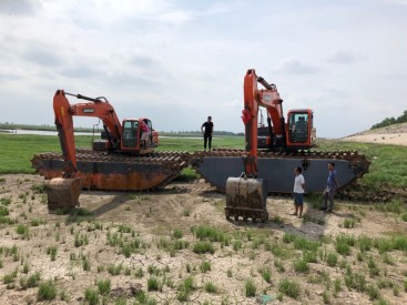 水草清理 水陆挖掘机租赁 河道清淤设备