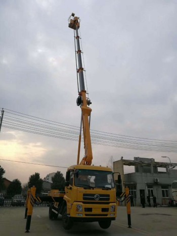 东风28米32米35米伸缩臂高空作业车厂家直销价格优惠