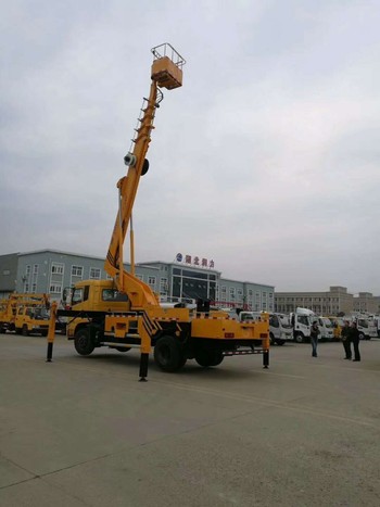 东风28米32米35米伸缩臂高空作业车厂家直销价格优惠