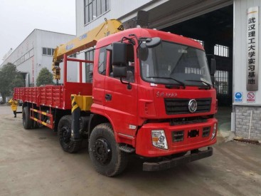 上海青浦5吨8吨12吨14吨随车吊现货厂家直销可分期利息低无任何费用