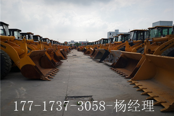 锦州二手铲车市场||出售二手龙工30-50装载机