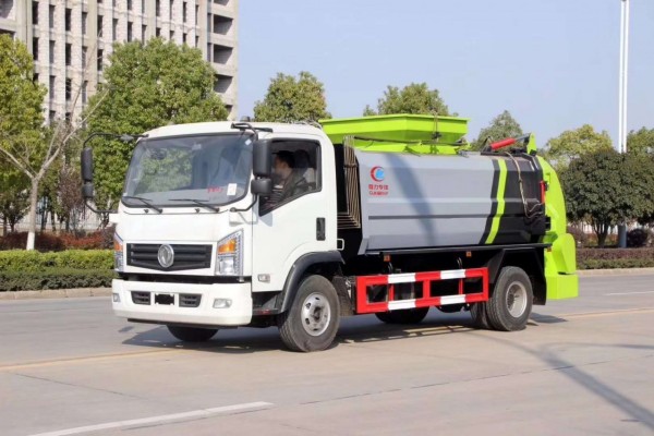 上海嘉定厂家直销8方-东风凯马餐厨垃圾车全国均可办理分期