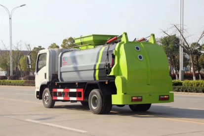 江蘇連雲港廠家直銷5方-東風凱馬餐廚垃圾車全國均可辦理分期