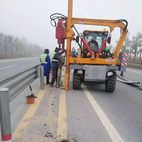 护栏打拔钻一体机 公路护栏打桩机  润沃设备 价格优