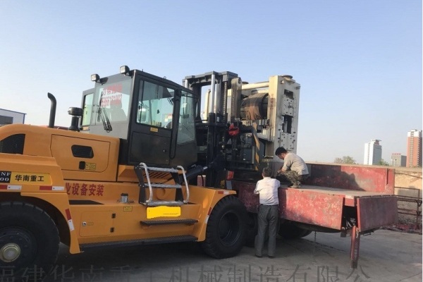 供應華南重工15噸叉車叉車三級門架叉車