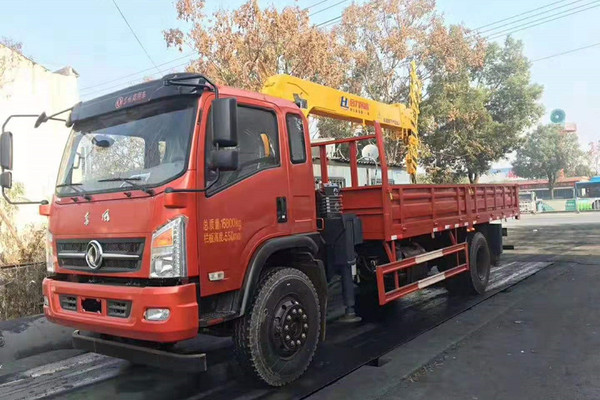 東風六噸隨車吊，合力六噸隨車吊，六噸隨車吊價格隨車吊