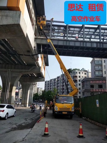成都海伦哲高空作业车出租，登高车、升降车、路灯车租赁