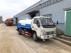 云南东风洒水车8方10方12方15方运水车_绿化浇水车_路面冲洗车_多少钱一台？