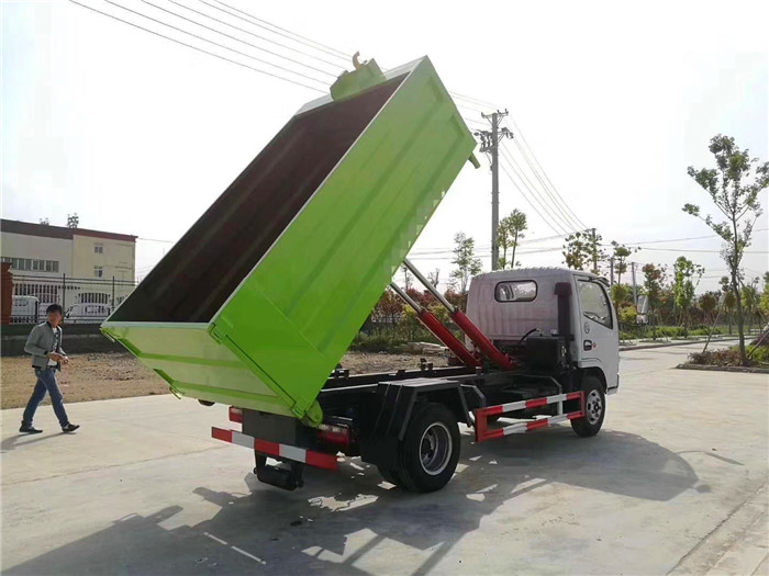 東風車廂可卸垃圾車_勾臂垃圾車_出售，