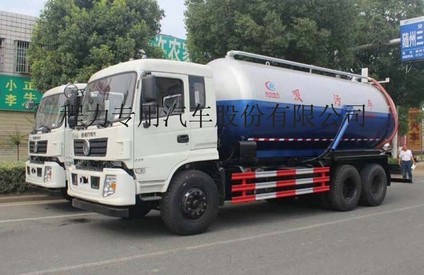 东风专底16方后双桥吸污车