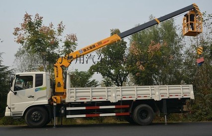 東風天錦8噸隨車吊