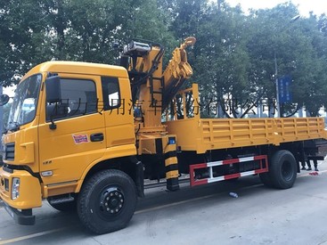东风8吨折臂随车吊
