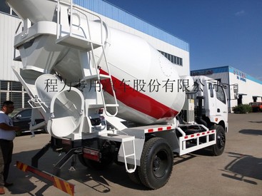 南骏4方混凝土搅拌车