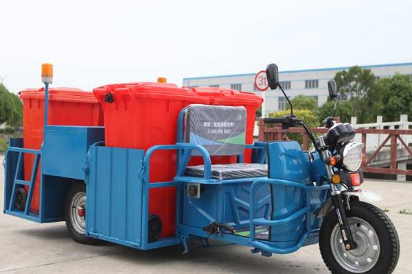 江苏四桶保洁车厂家 明诺三轮垃圾分类保洁车报价