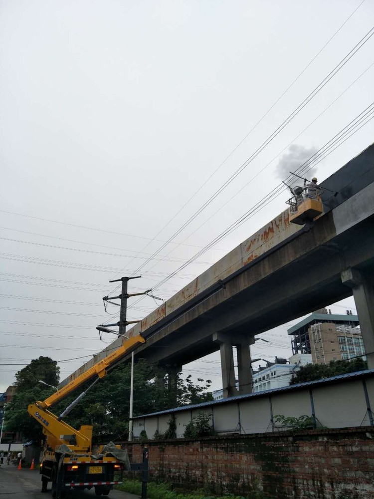 东莞道滘出租徐工高空作业车路灯车出租