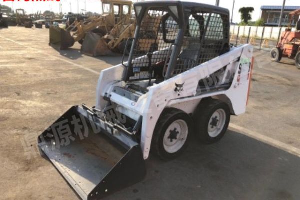 山东省出售二手山猫BOBCAT-S100滑移装载机