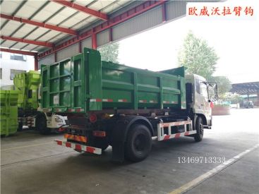 供应东风25吨30吨钩臂式垃圾车垃圾车