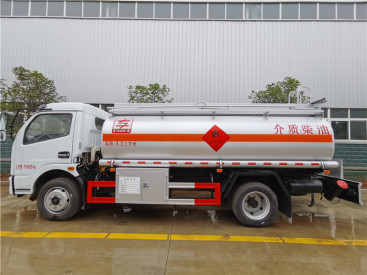 供应东风其他国五8吨油罐车 包上牌 可分期 送车全国