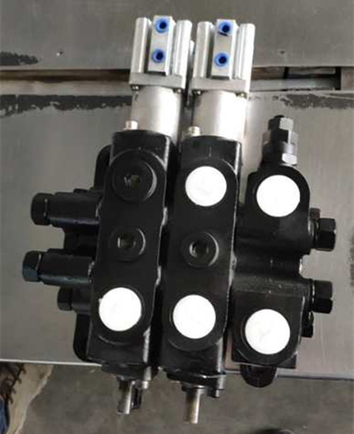 工程自卸车SQZL-L15E-2T两联双气控手动多路液压换向阀升降控制器