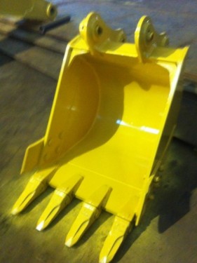 安徽小松PC200挖掘机1方标准挖斗现货出售、可立马发货