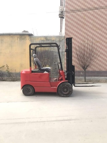 供应富祥叉车吨位齐全 2吨电动叉车厂家直销