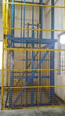 厂家供应液压升降货梯 导轨式货梯